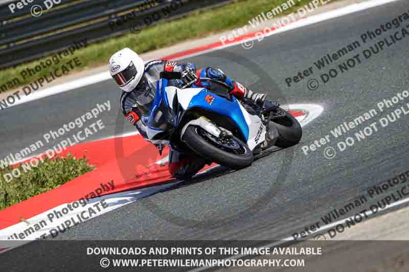 cadwell no limits trackday;cadwell park;cadwell park photographs;cadwell trackday photographs;enduro digital images;event digital images;eventdigitalimages;navarra;no limits trackdays;peter wileman photography;racing digital images;trackday digital images;trackday photos